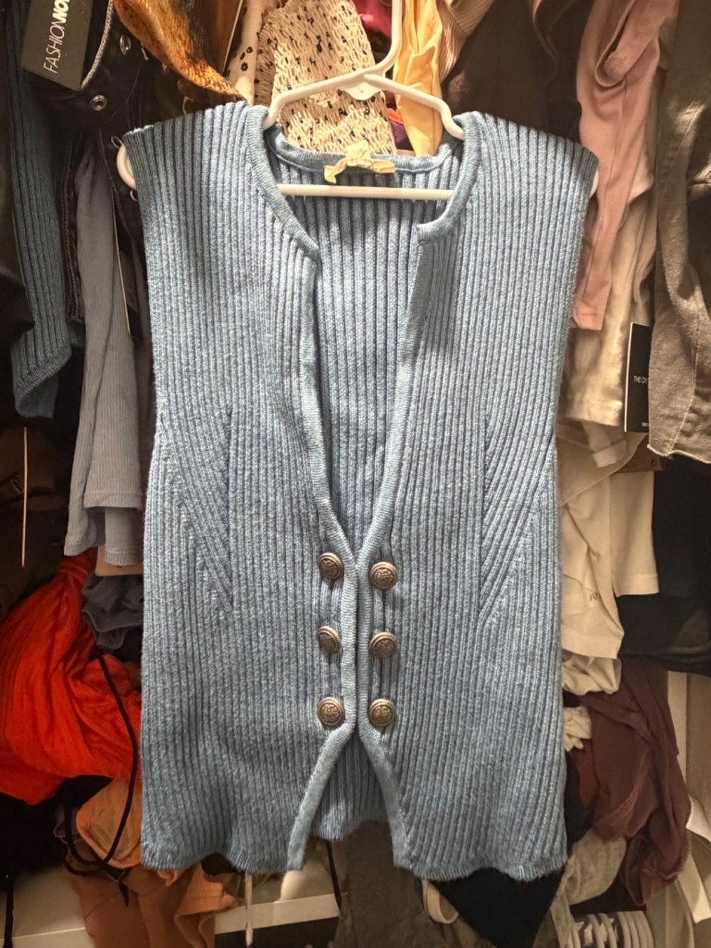 Vest - Picture 2 of 6